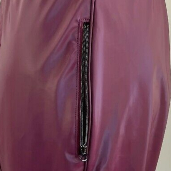 Victoria's Secret Sports Shine Jogger Pants - Picture 6 of 6